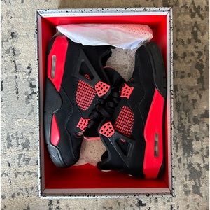 Jordan 4 Red Thunders Size 8